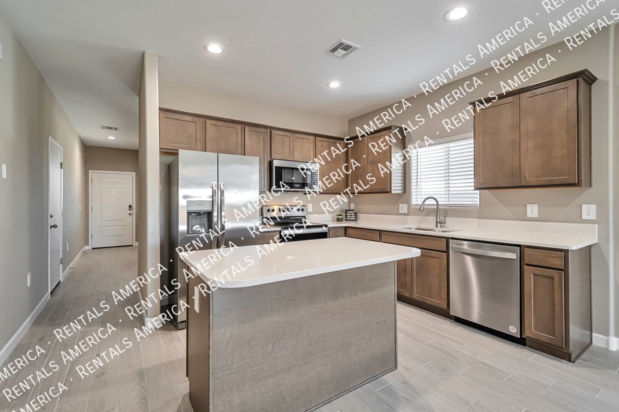 Stunning 4 Bed 2 Bath Home in Gated Community! property image
