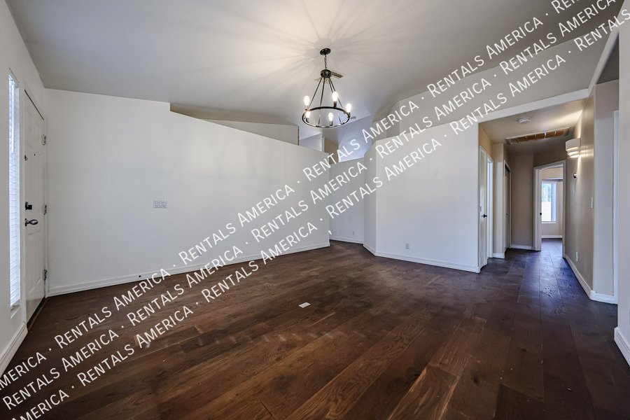 Gorgeous Chandler Home with Oversized Lot! property image