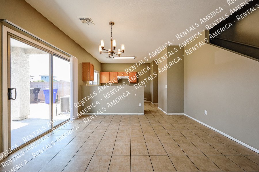 Welcome home to Spectrum at Val Vista! property image