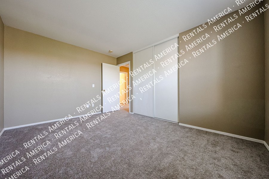 Welcome home to Spectrum at Val Vista! property image