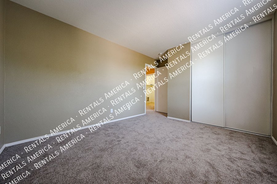 Welcome home to Spectrum at Val Vista! property image
