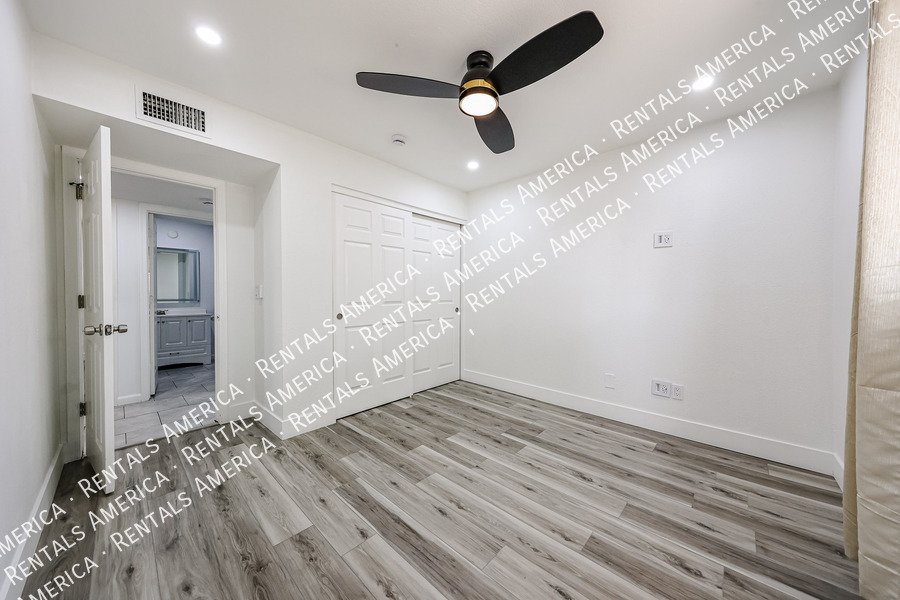 Remodeled 4 bedroom with Solar property image
