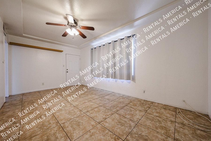 Charming 2 Bedroom Home with Water & Gas Included property image