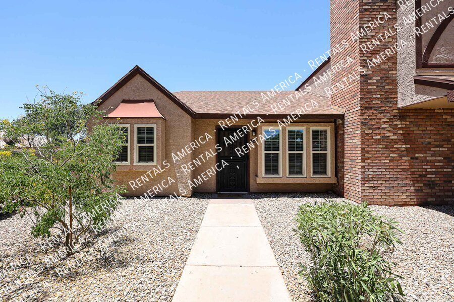 Peoria Condo - 4 Bedrooms, 2 Bathrooms, Prime Location property image