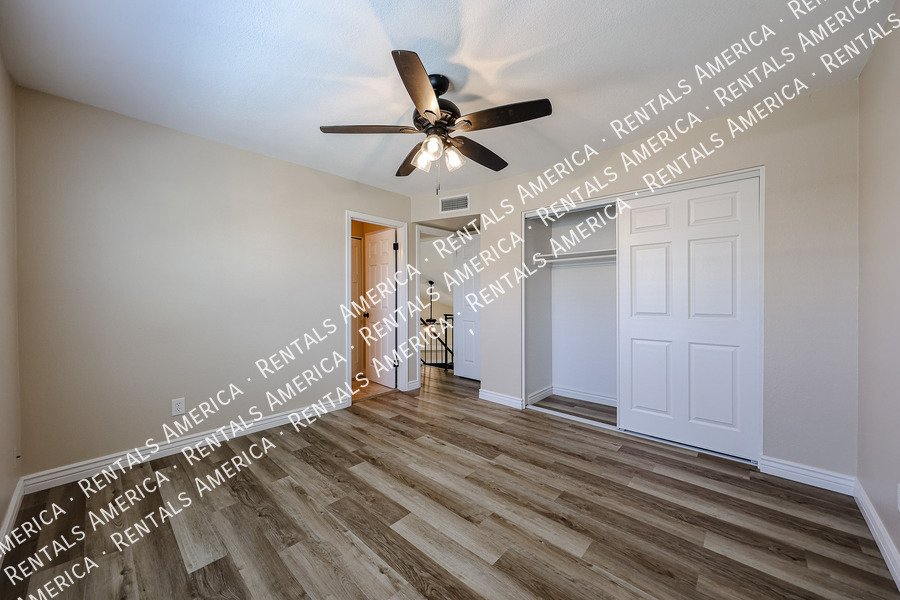 Peoria Condo - 4 Bedrooms, 2 Bathrooms, Prime Location property image