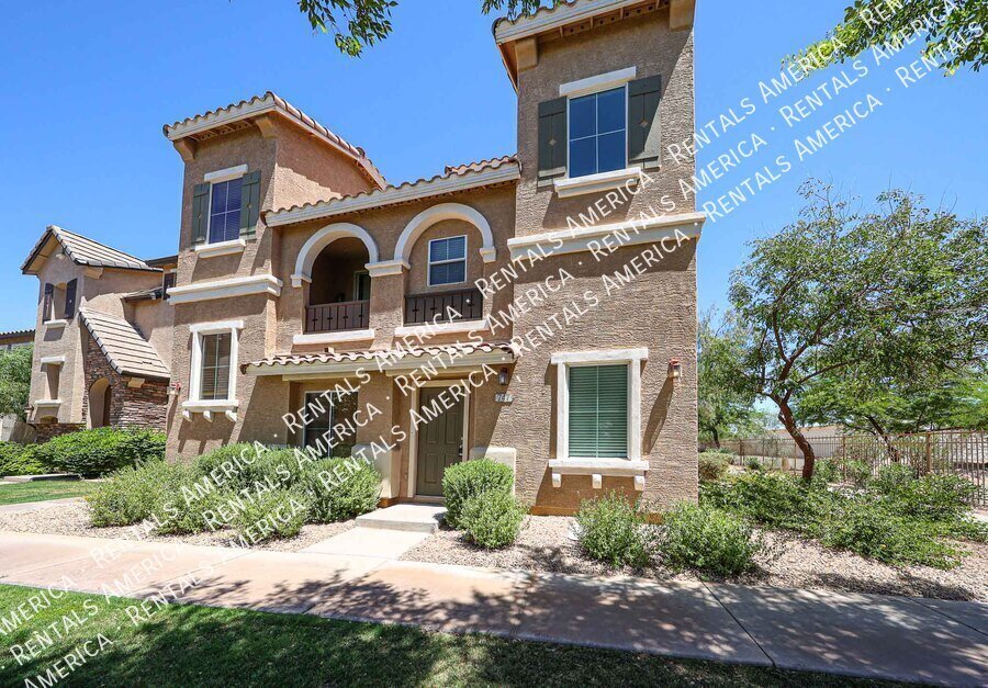 Nice Townhouse in Park Place Village! property image
