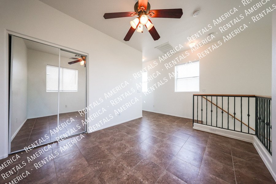 Nice Townhouse in Park Place Village! property image