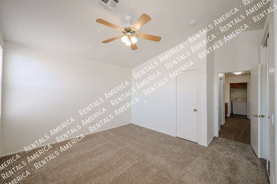 Lovely 3 BD, 2 BA Corner Lot Home in Wildflower Ranch Goodyear property image