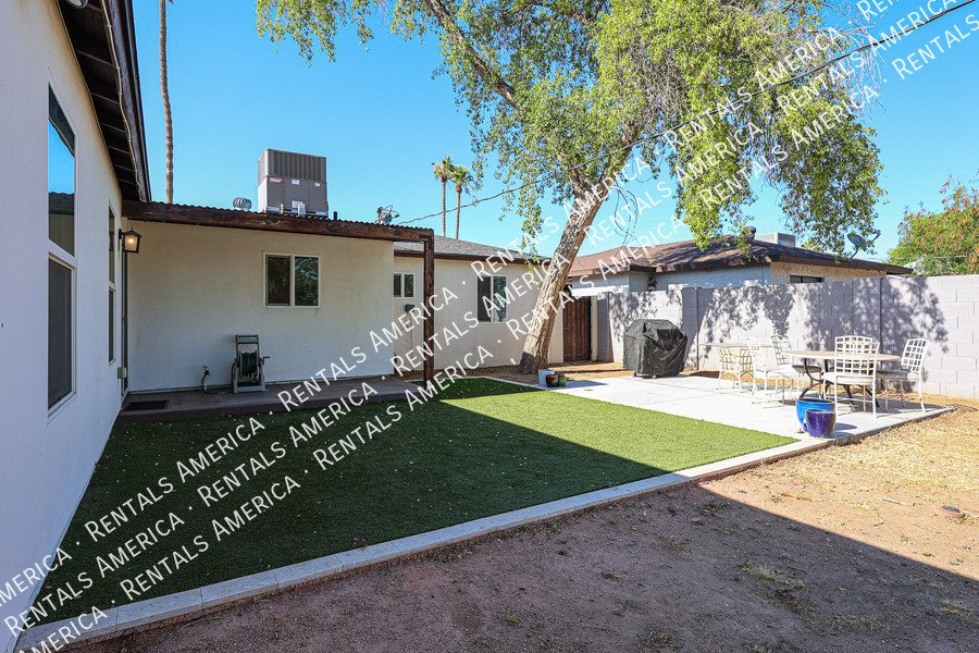 UPDATED 3BR IN E. CAMELBACK property image