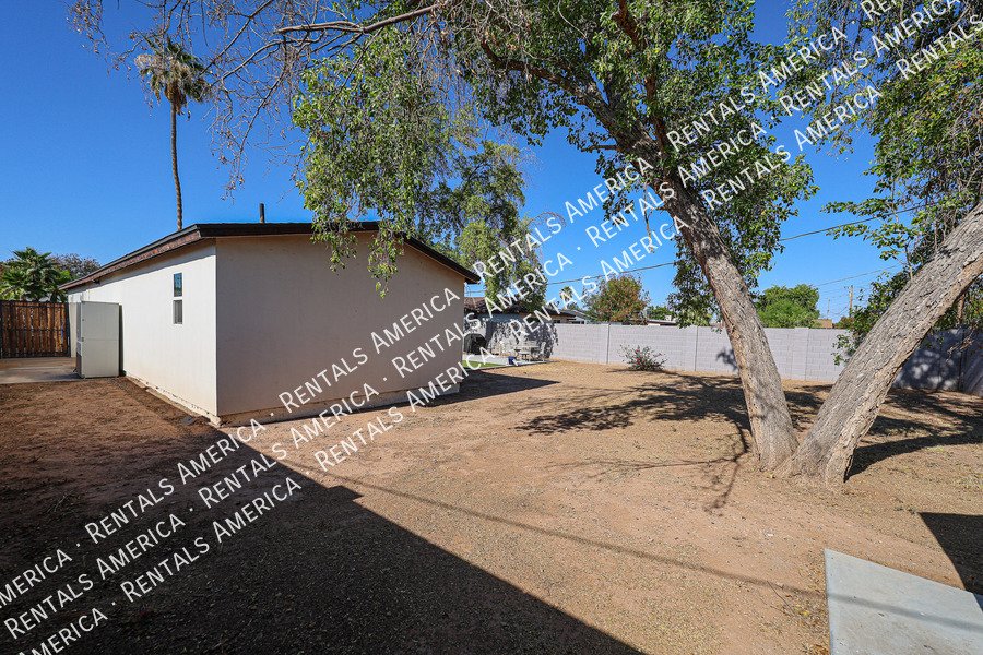 UPDATED 3BR IN E. CAMELBACK property image