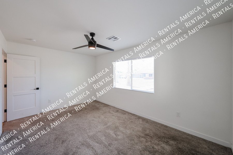 UPDATED 3BR IN E. CAMELBACK property image