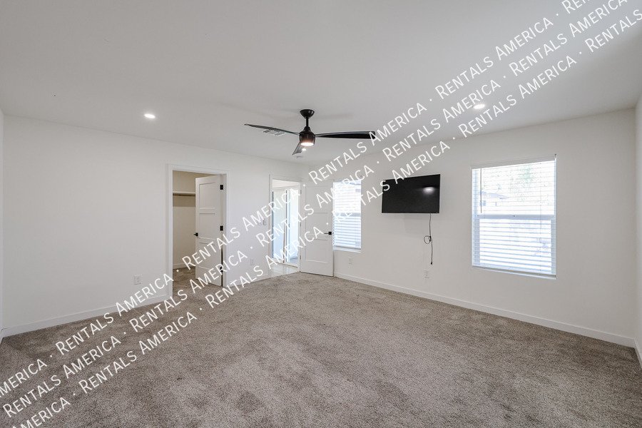 UPDATED 3BR IN E. CAMELBACK property image