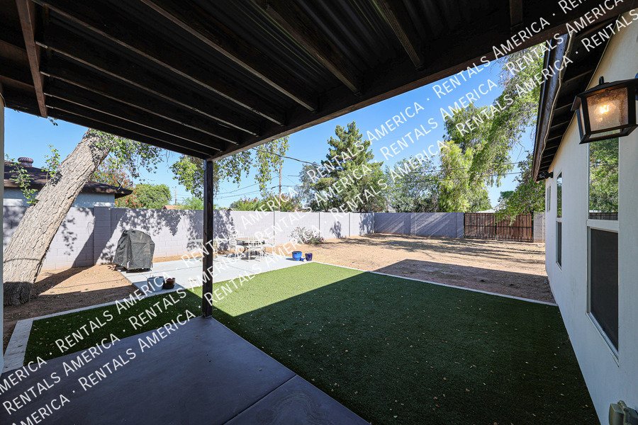 UPDATED 3BR IN E. CAMELBACK property image