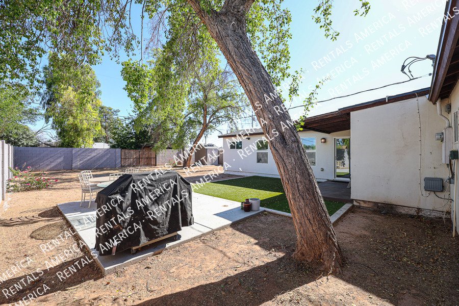 UPDATED 3BR IN E. CAMELBACK property image