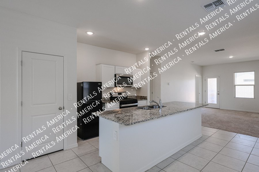 Charming 3-Bedroom Home Offering Space, Comfort, and Convenience property image