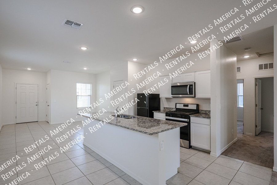 Charming 3-Bedroom Home Offering Space, Comfort, and Convenience property image