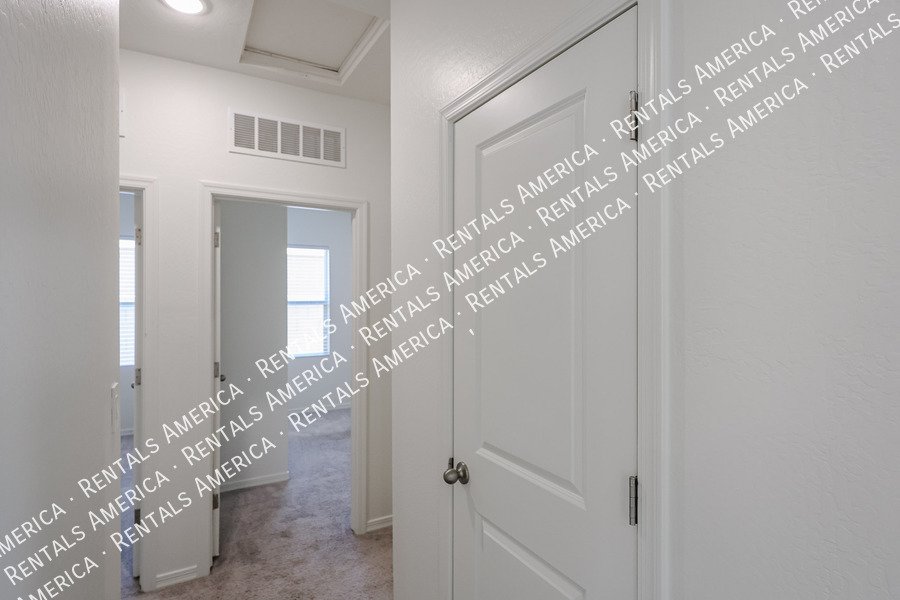 Charming 3-Bedroom Home Offering Space, Comfort, and Convenience property image