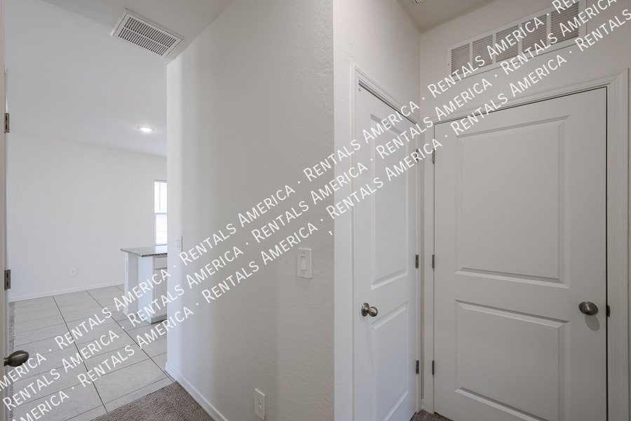 Charming 3-Bedroom Home Offering Space, Comfort, and Convenience property image
