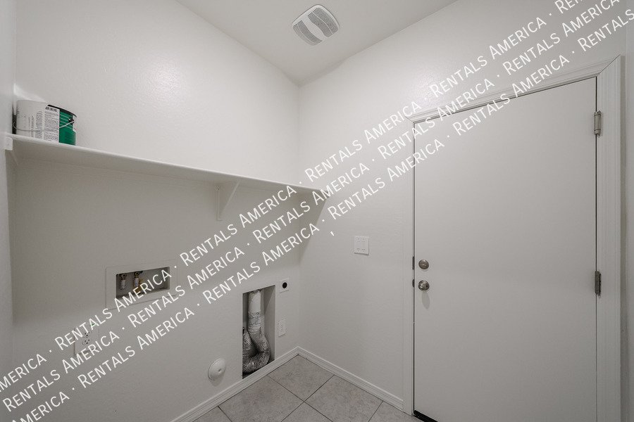 Charming 3-Bedroom Home Offering Space, Comfort, and Convenience property image