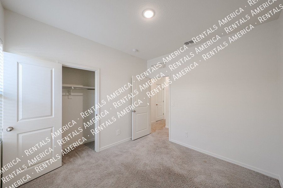 Charming 3-Bedroom Home Offering Space, Comfort, and Convenience property image