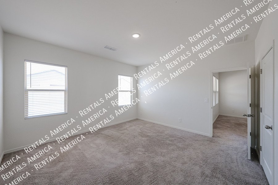 Charming 3-Bedroom Home Offering Space, Comfort, and Convenience property image