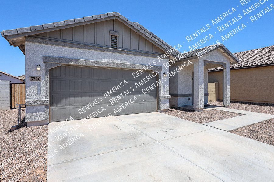 Charming 3-Bedroom Home Offering Space, Comfort, and Convenience property image