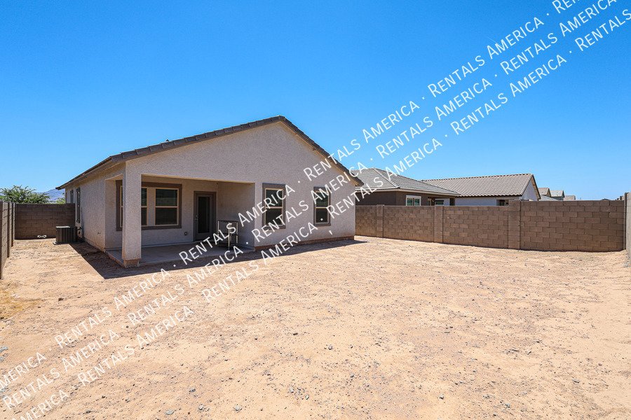 Charming 3-Bedroom Home Offering Space, Comfort, and Convenience property image