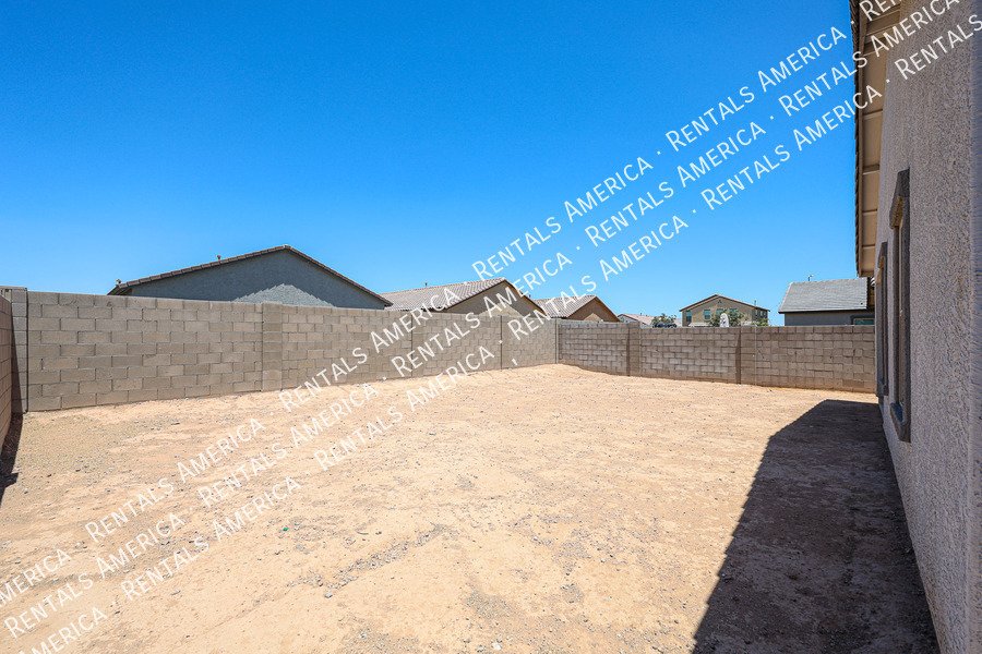 Charming 3-Bedroom Home Offering Space, Comfort, and Convenience property image