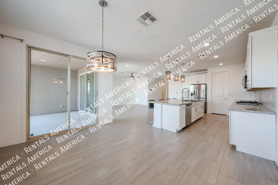 Stunning 5-Bedroom Home Spacious & Upgraded Throughout! property image