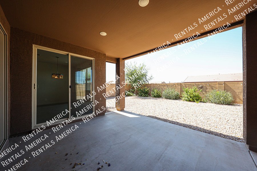 Stunning 5-Bedroom Home Spacious & Upgraded Throughout! property image