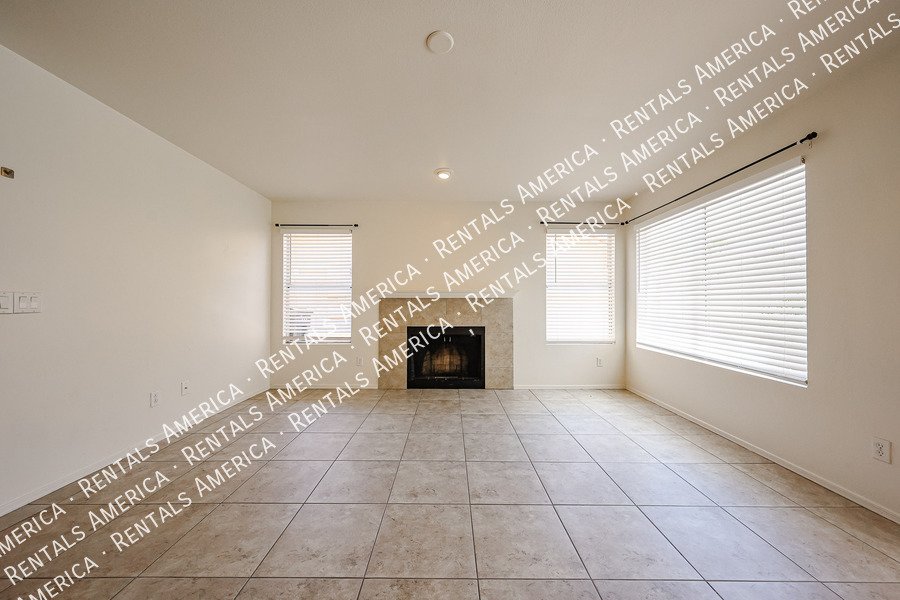 Large House with Pool! property image