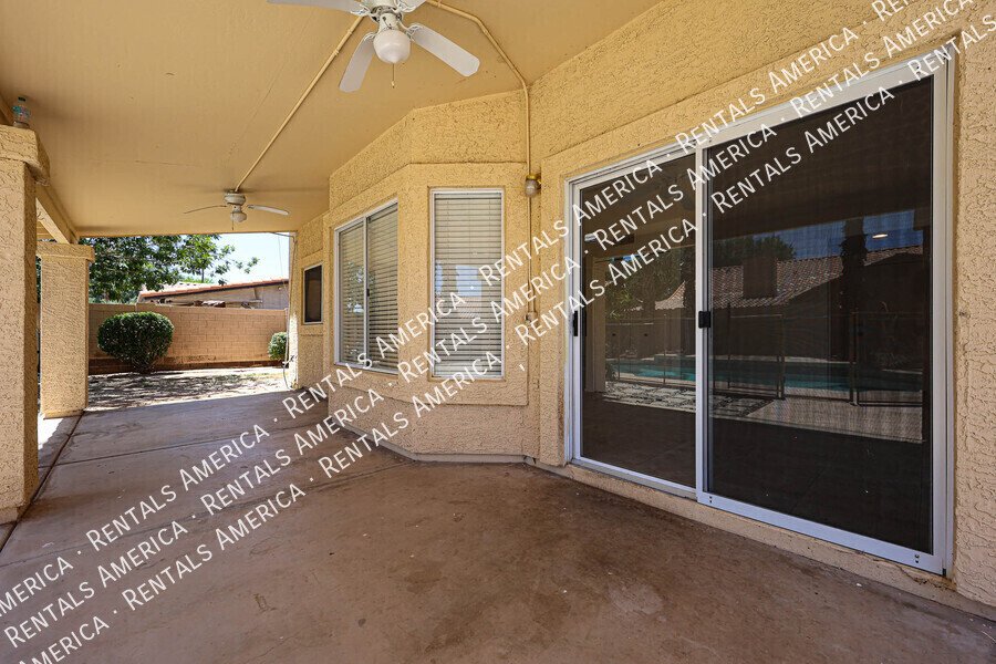 Large House with Pool! property image