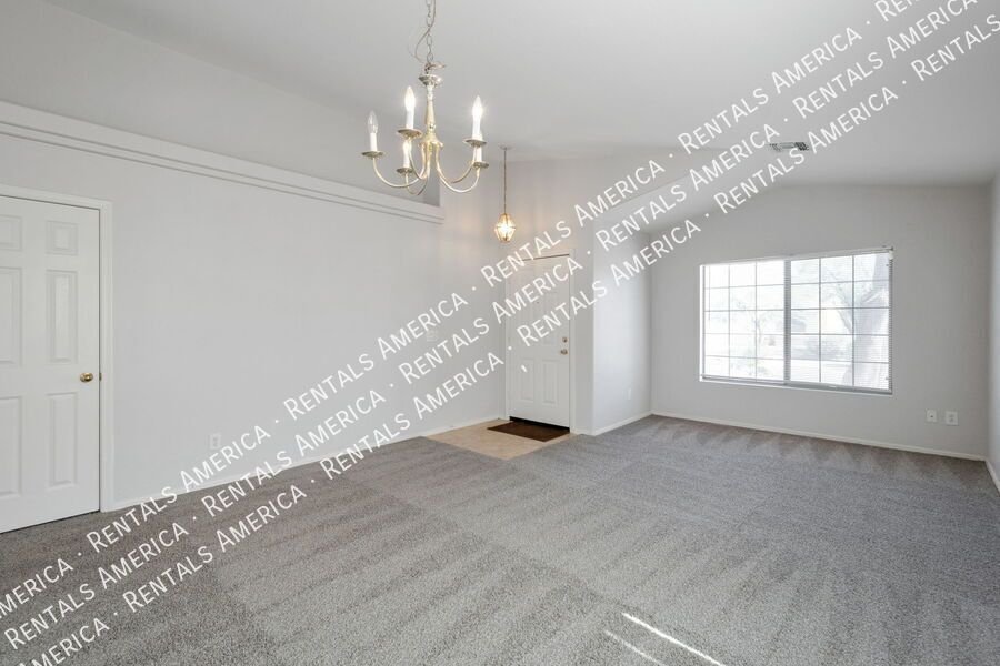 3 bed Single Story Home in Florence property image