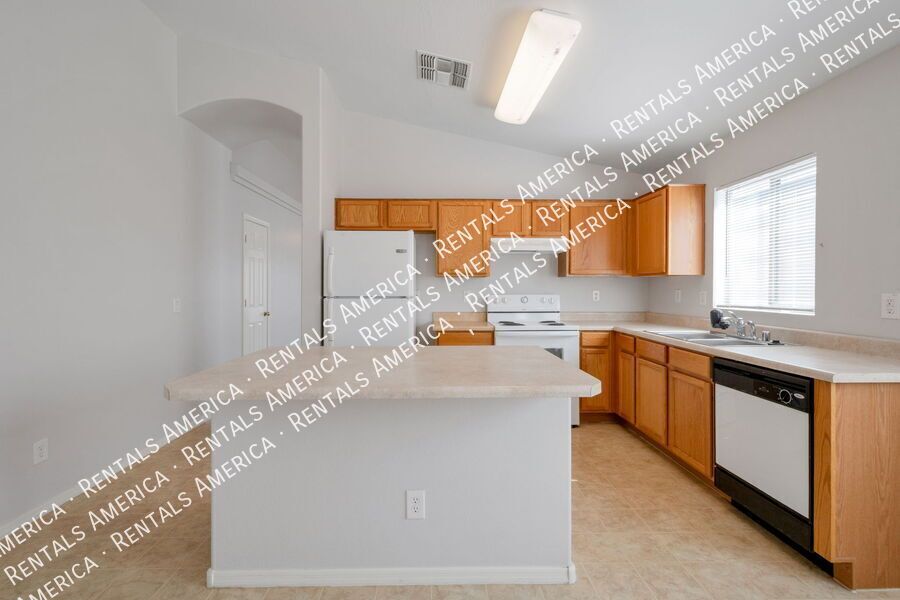 3 bed Single Story Home in Florence property image