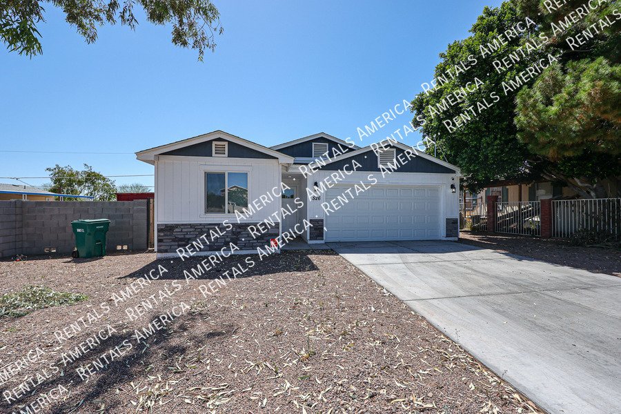 Beautiful home ready now! property image