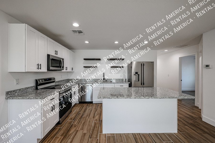 Beautiful home ready now! property image