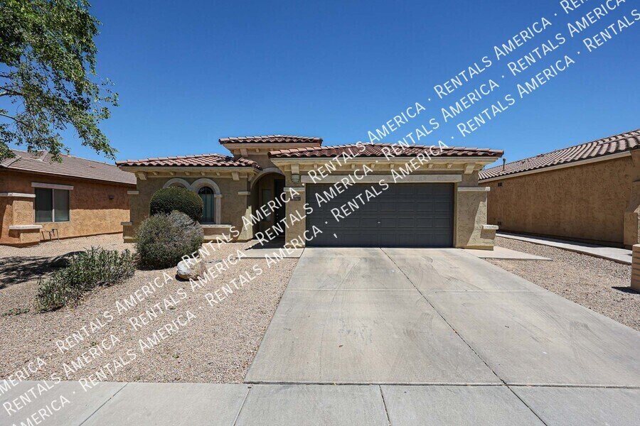 Beautiful 3 bedroom home in Gated Chandler Community! property image