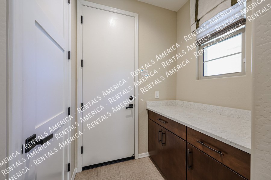 RV Owners Dream Home, Stop Paying for RV Storage! property image