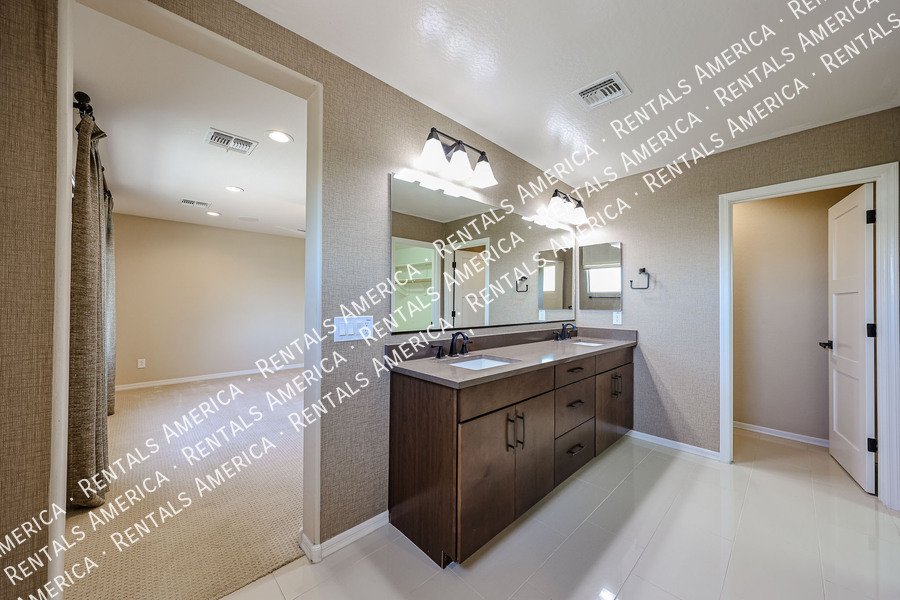 RV Owners Dream Home, Stop Paying for RV Storage! property image