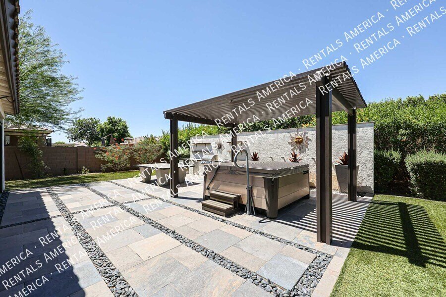RV Owners Dream Home, Stop Paying for RV Storage! property image