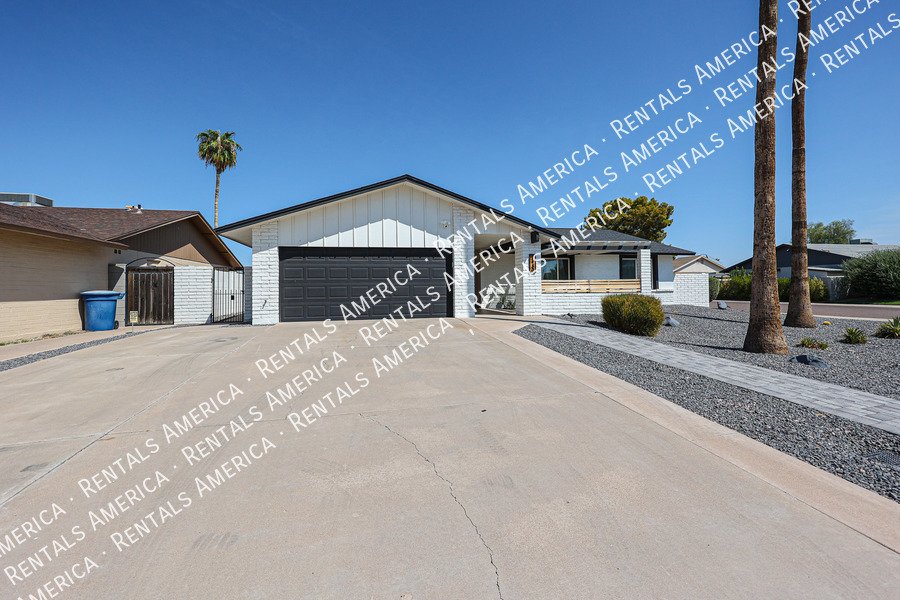 1430 E Bell De Mar Dr property image