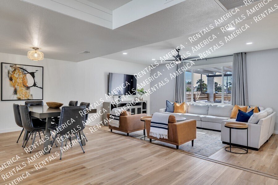 1430 E Bell De Mar Dr property image