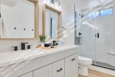 1430 E Bell De Mar Dr property image