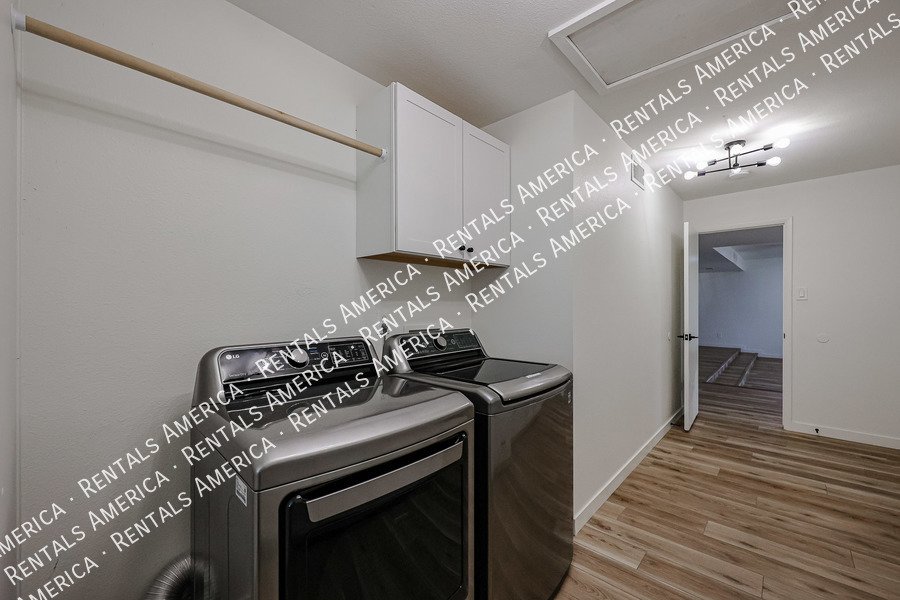 1430 E Bell De Mar Dr property image