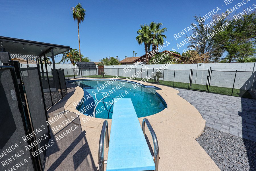 1430 E Bell De Mar Dr property image