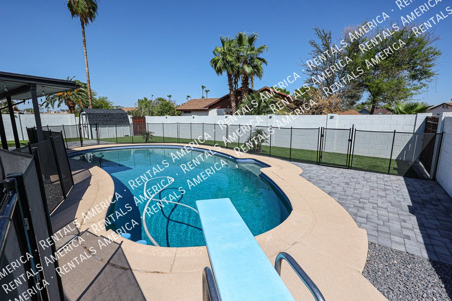 1430 E Bell De Mar Dr property image