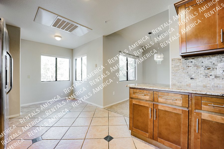 Adorable 2BD- + Office Scottsdale Condo in Villages North! property image