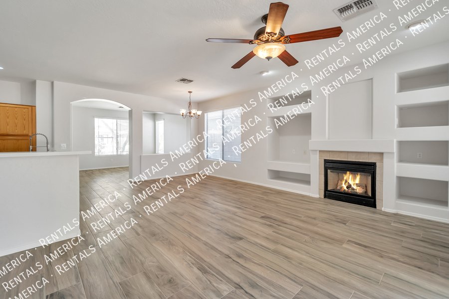 Lovely 3 bdrm home w/ Comm Pool in Johnson Ranch! property image