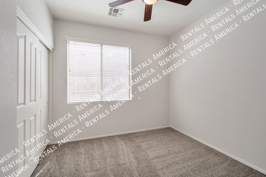 Lovely 3 bdrm home w/ Comm Pool in Johnson Ranch! property image
