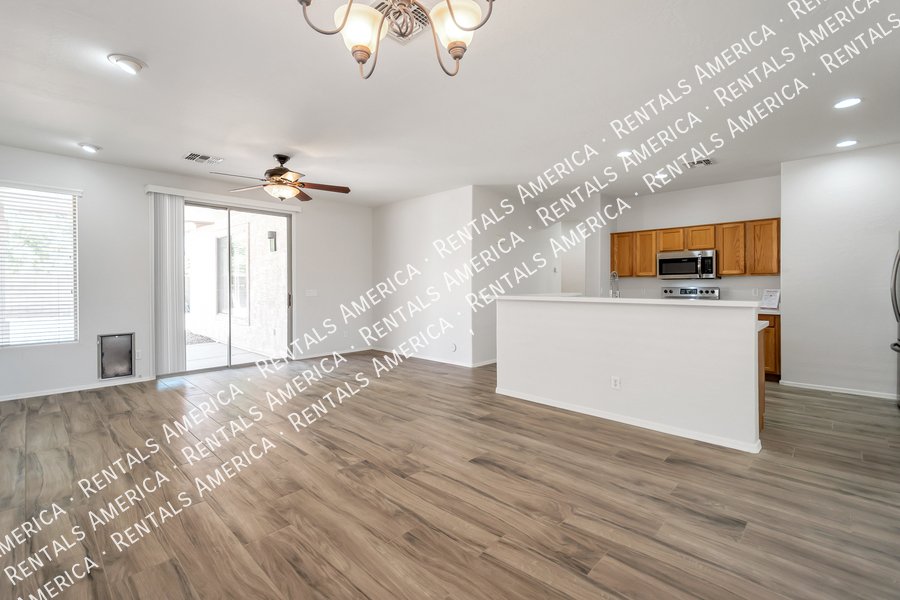 Lovely 3 bdrm home w/ Comm Pool in Johnson Ranch! property image